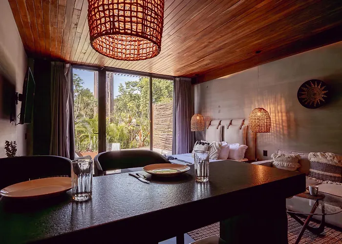 Nomad Humans Residences *