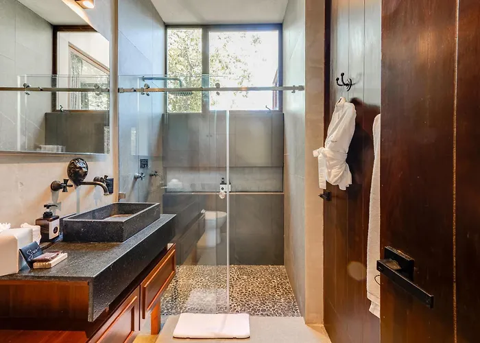 Apartment Nomad Humans Residences