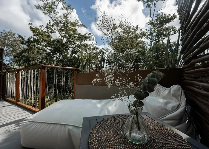 Nomad Humans Residences *